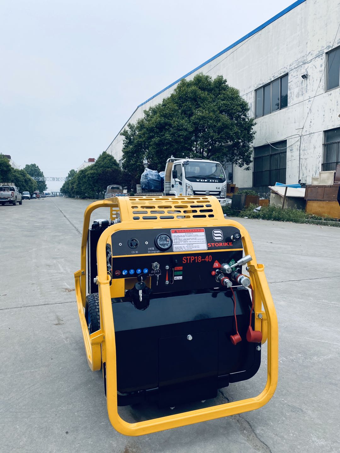 23馬力液壓動力站使用時要留心什么？